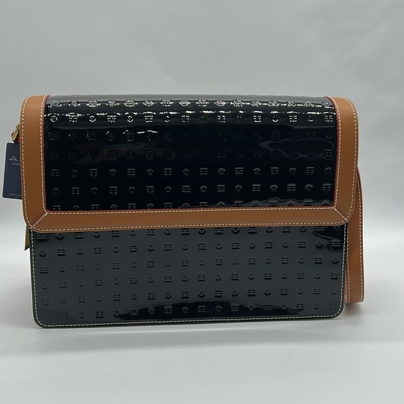 2338- Arcadia Patent Leather Crossbody Bag Made in Italy NWT - Picture 3 of 15